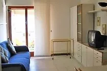 Apartahotel Portofino Est 3*